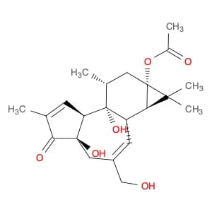 5H-Cyclopropa[3,4]benz[1,2-e]azulen-5-one,9a-(acetyloxy)-1,1a,1b,4,4a,7a,7b,8,9,9a-decahydro-4a,7b…