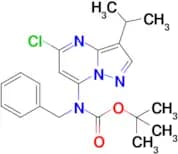 Tert-Butyl benzyl(5-chloro-3-isopropylpyrazolo[1,5-a]pyrimidin-7-yl)carbamate