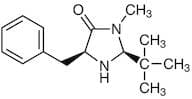 (2S,5S)-(-)-2-tert-Butyl-3-methyl-5-benzyl-4-imidazolidinone