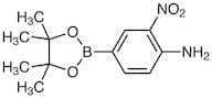 2-Nitro-4-(4,4,5,5-tetramethyl-1,3,2-dioxaborolan-2-yl)aniline