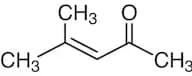 4-Methyl-3-penten-2-one