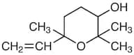 2,2,6-Trimethyl-6-vinyltetrahydropyran-3-ol (mixture of isomers)