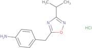 4-{[3-(Propan-2-yl)-1,2,4-oxadiazol-5-yl]methyl}aniline hydrochloride