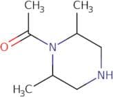 1-[(2R,6S)-2,6-Dimethylpiperazin-1-yl]ethan-1-one