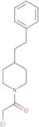 2-Chloro-1-[4-(2-phenylethyl)piperidin-1-yl]ethan-1-one