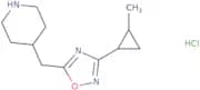 4-{[3-(2-Methylcyclopropyl)-1,2,4-oxadiazol-5-yl]methyl}piperidine hydrochloride