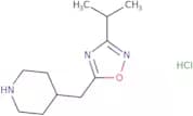 4-{[3-(Propan-2-yl)-1,2,4-oxadiazol-5-yl]methyl}piperidine hydrochloride