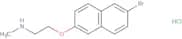{2-[(6-Bromonaphthalen-2-yl)oxy]ethyl}(methyl)amine hydrochloride