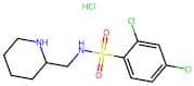 2,4-Dichloro-N-(piperidin-2-ylmethyl)benzenesulfonamide hydrochloride