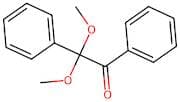 2,2-Dimethoxy-2-phenylacetophenone