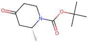 tert-Butyl (2R)-2-methyl-4-oxopiperidine-1-carboxylate