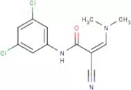 (2Z)-2-Cyano-N-(3,5-dichlorophenyl)-3-(dimethylamino)prop-2-enamide