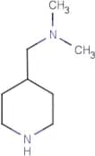 4-[(Dimethylamino)methyl]piperidine