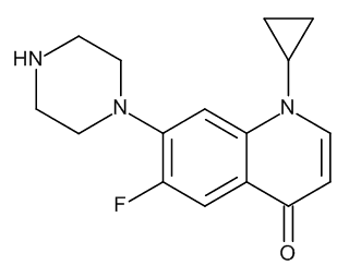 1-Cyclopropyl-6-fluoro-7-(piperazin-1-yl)quinolin-4(1H)-one (Decarboxylated Compound)