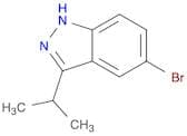 1H-Indazole, 5-bromo-3-(1-methylethyl)-