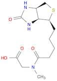 Glycine,N-[5-(hexahydro-2-oxo-1H-thieno[3,4-d]imidazol-4-yl)-1-oxopentyl]-N-methyl-, [3aS-(3aa,4b,…