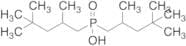 Bis(2,4,4-trimethylpentyl)phosphinic Acid