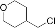 4-(chloromethyl)oxane